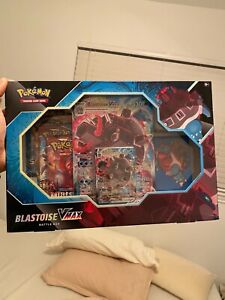Pokémon TCG: Blastoise VMAX Battle Box NEW SEALED