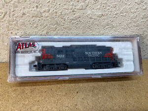 Atlas #48419 N Scale Southern Pacific GP9 T.T.  Diesel #5622 - Boxed