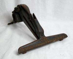 Antique Henry Disston No 2 Saw Sharpening Vise Clamp - Bench Mount - Cast Iron