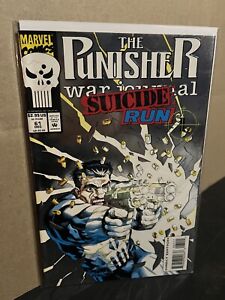 Punisher War Journal 61 🔥1993 Suicide Run🔥GOLD FOIL Embossed 🔥Comics🔥NM-