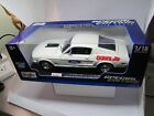 1968 FORD MUSTANG GT COBRA JET 1/18 DIECAST MAISTO WHITE EXCLUSIVE STYLE