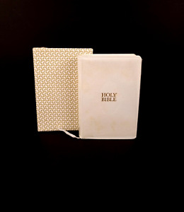Vintage Small White Leatheroid & Gold Collins Holy Bible 1950s VGC