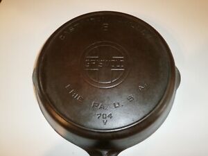 Griswold 704v Cast Iron #8 Large Block Logo Skillet with Heat Ring