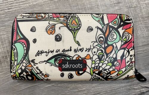 Sakroots Peace Wallet Geomtric Hearts Print For Women White