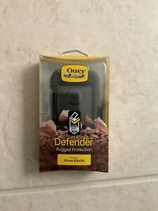 OTTERBOX Defender Series Case iPhone 5/5s/SE with Belt Clip Holster - Black