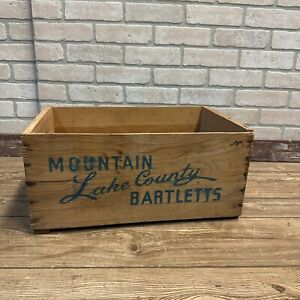 Vintage Mountain Lake County Barletts Pear Fruit Crate Wooden Rustic Farmhouse