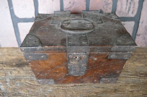 New Listingsmall antique primitive early Chinese Asian wood box iron hardware