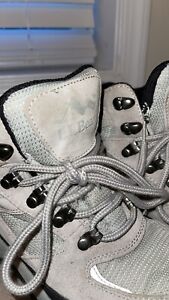 LL BEAN Womens 7 tan gray Primaloft Snow-Hiking Boots 05365