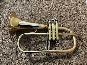 Bach Stradivarius 183G B-flat Flugelhorn - Gold Brass Bell