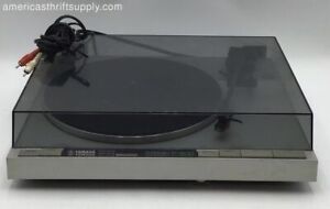 New ListingYamaha P-500 Gray Full Automatic Turntable Record Player With Accessories