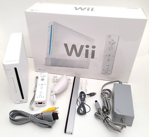 BOXED Nintendo Wii Video Game System RVL-001 Console Bundle Retro