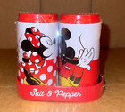 disney Mickey and Minnie Salt and Pepper Shaker Kissing NEW