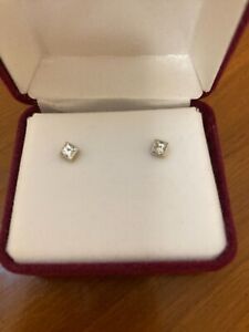 14K White Gold Diamond Earrings Studs Princess Cut .32 ctw