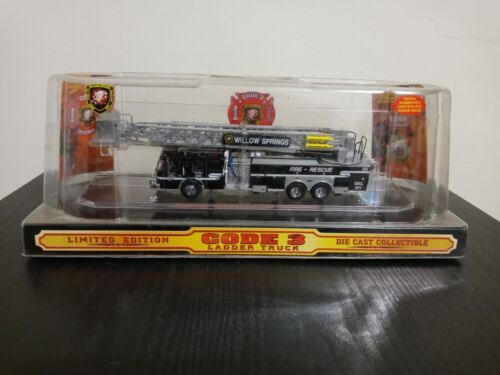 Code 3 Willow Springs IL TOWER LADDER TRUCK .1/64.New W/Damage Please Read