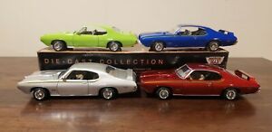 Lot of 4 New Motor Max 1969 Pontiac GTO The Judge Customized Die Cast Set 1:24
