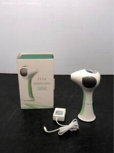 Tria LHR 4.0 Battery operated Hair Removal 4X Laser With Box And Charger