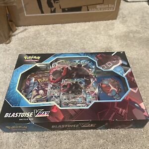 Pokémon TCG Blastoise VMAX Battle Box Brand New / Factory Sealed