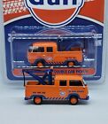 GREENLIGHT HOBBY EXCLUSIVE GULF OIL 1970 VOLKSWAGEN DOUBLE CAB TOW TRUCK!!!