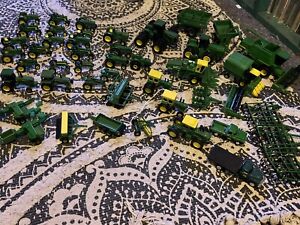 Huge Lot of 43 Ertl John Deere Tractors, Combines and Implements Diecast 1/64