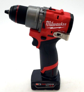 Milwaukee M12 FUEL Brushless 1/2 in. Hammer Drill with 4Ah Battery    M-729