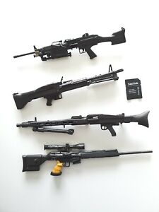 1/6 Scale Firearms Lot 21 - Stoner 63, SGG 550, LMG