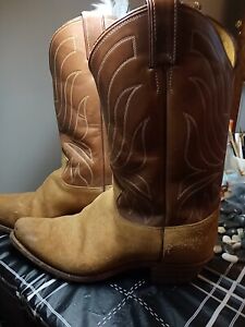Justin Cowboy Boots  10.5 E Style 1102 Vintage