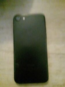 Apple iPhone 7 - 32GB - Black (AT&T) A1778 (GSM)