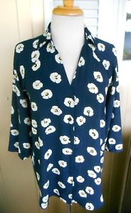 CABI Style #5705 Size XS Navy Polyester Go To Button-Up Floral Lg Sleeve Blouse