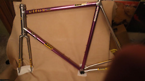 Bicycle Frame (set. Vitus/Mavic/MICHELIN Sean Kelly Roubaix Near Archival Cond.
