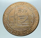 1939 USA San Francisco TREASURE ISLAND & GOLDEN GATE BRIDGE EXPO Medal i84190