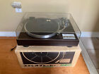Yamaha YP D9 direct drive turntable in excellent condition...with original box !