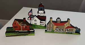 Sheila’s Collectibles Houses Lot Of 3 From 1999, 2001,  Two Lighthouses