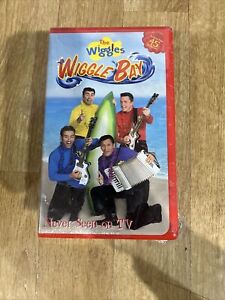 The Wiggles Wiggle Bay 2003 VHS Video Tape Tested Plays Great! Never Seen on TV!
