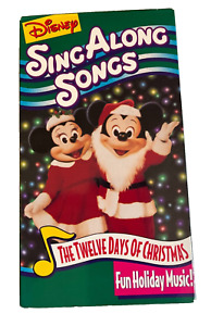 DISNEY'S ~ SING ALONG SONGS ~ THE TWELVE DAYS OF CHRISTMAS ~ VHS, 1997 ~ GREEN