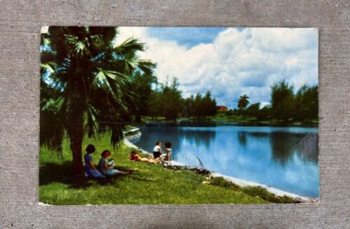 Havana-Cuba, Country Club Lake, Vintage Postcard 1954 50’s Mariano Used Stamps
