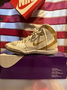 Nike Freeks Wrestling Shoes White/Gold Mens Sz 8 Boxing RARE Freaks Inflicts
