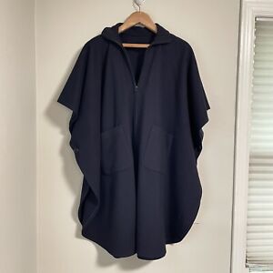 Vintage Bemidji Poncho Wool Cape Coat Wearable Blanket Pockets Zip Front USA