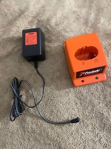 New ListingPASLODE Battery Charger For Paslode Cordless Nail Gun 901230 Power Supply 900477