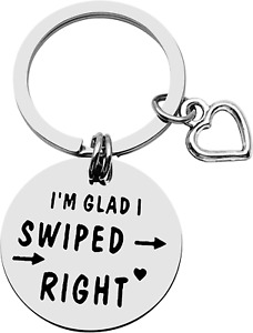 Funny Couple Keychain Gift for Him or Her I'M Glad I Swiped Right Keyring Valent