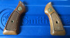 VINTAGE SMITH & WESSON J FRAME REVOLVER GRIPS WITH MEDALLIONS & NO CENTER SCREW