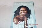 Becoming (Spanish Edition) - Paperback By Obama, Michelle - Unread