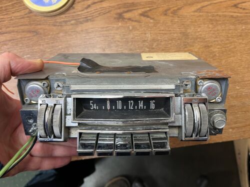 1968 Dodge Charger AM Radio (For: 1968 Dodge Charger)