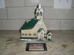 NEW SHELIA'S COLLECTOR HOUSE HEARTSVILLE TOWN SQUARE CHURCH 1999 TRADING CARD
