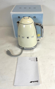 Smeg KLF03CRUS Cream 50's Retro Style Electric Kettle-scratched base-FREE S/H