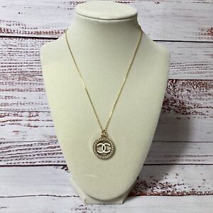 Chanel Coco CC Logo Gold and Pearl Charm Necklace