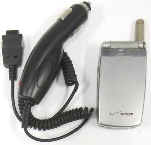 LG VX3100 - Silver ( Verizon ) Rare Cellular Flip Phone - Bundled