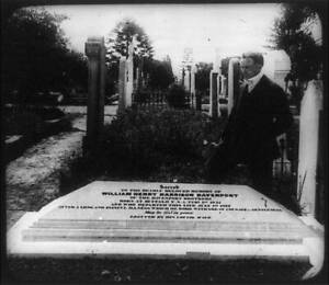 Harry Houdini looking,grave,William Henry Harrison Davenport,tombs,c1926