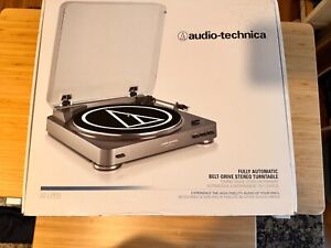 Audio-Technica AT-LP60X-GM AT-LP60X -GM Automatic Turntable