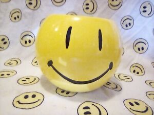 Vintage Happy Smiley Face, Bowl Jar Schafer's Flower Vase Yellow