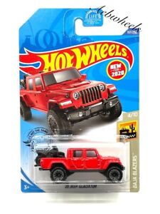 2020 Hot Wheels '20 Jeep Gladiator Truck +Motorcycles (red) Baja Blazers 157/250